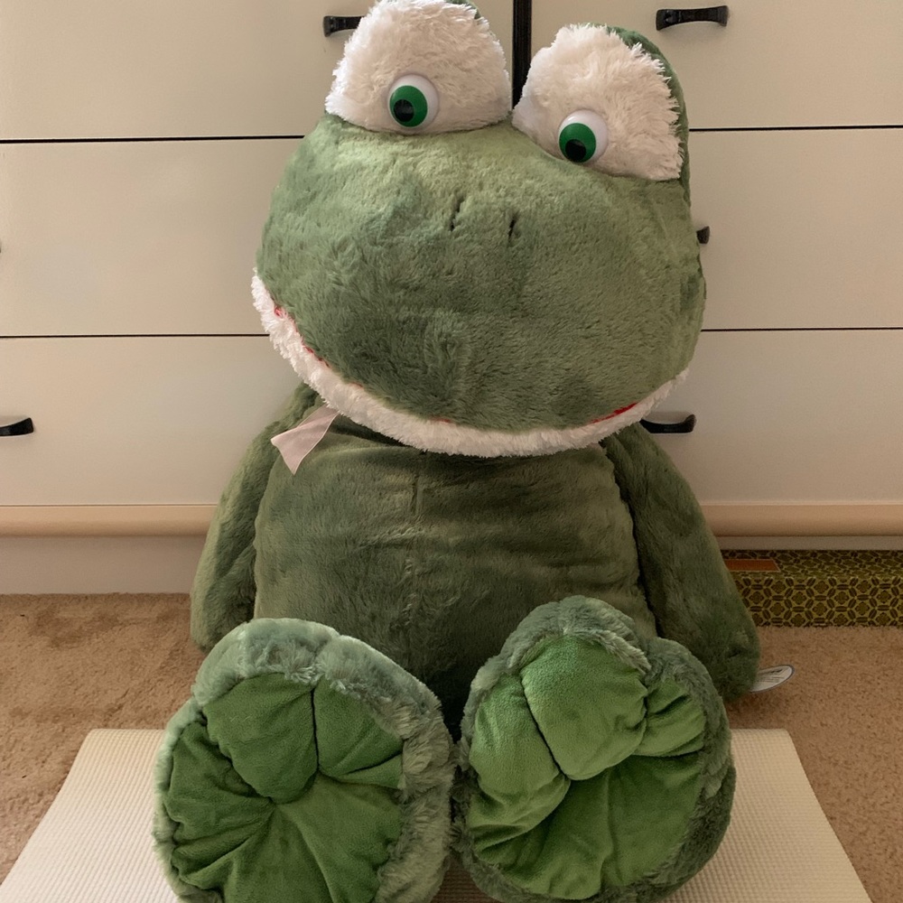 Green Frog 42” Plush Silkies Kelly Toy Animal Pals by Kuddle Me Toys (NEW)